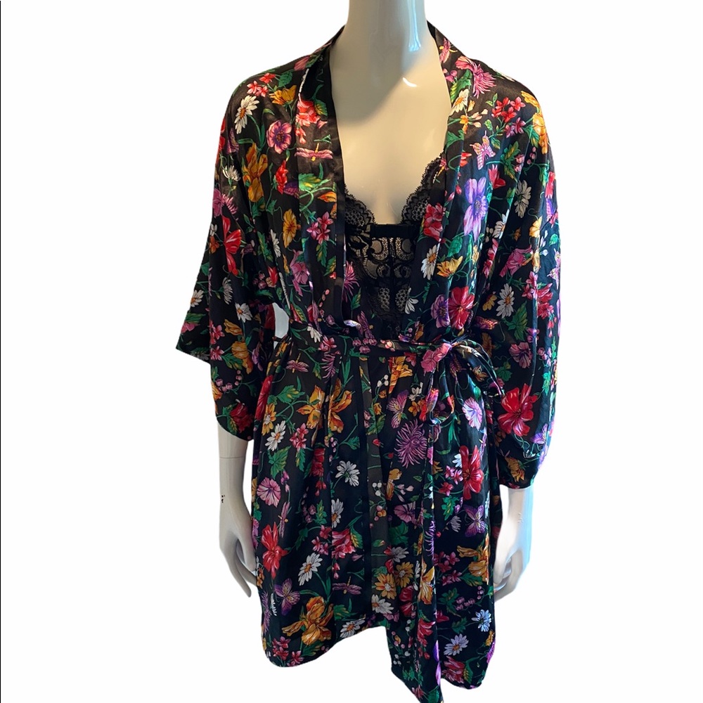 victoria’s secret robe and cami